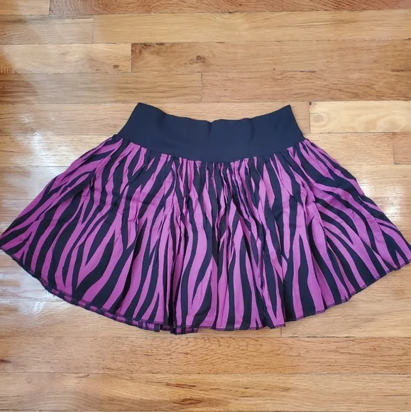 H&M Zebra Print Purple Mini Skirt - Picture 3 of 3
